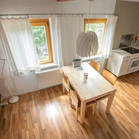 Nest Am Park * لمغو